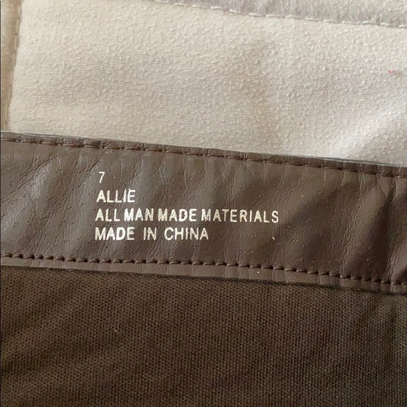 boots - Picture 3 of 3